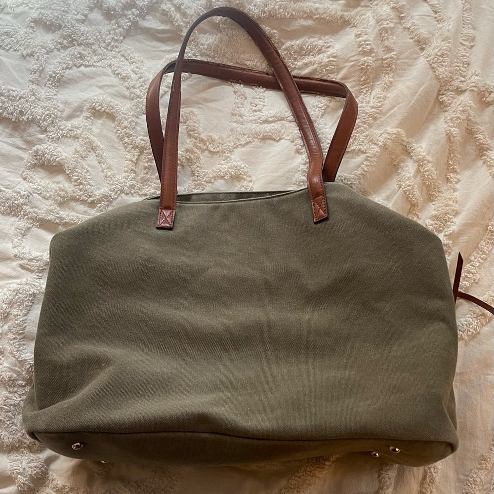 Street Level Olive Tote with Brown Handles